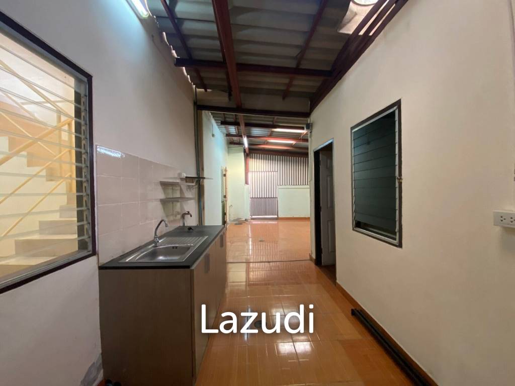 Double Commercial Unit for Sale in Pattaya