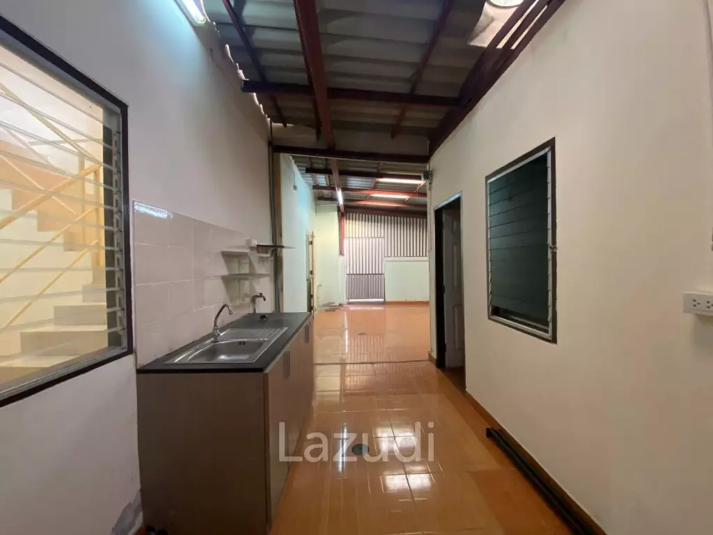 Double Commercial Unit for Sale in Pattaya