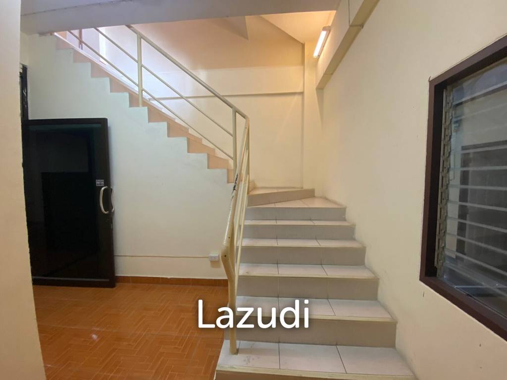 Double Commercial Unit for Sale in Pattaya