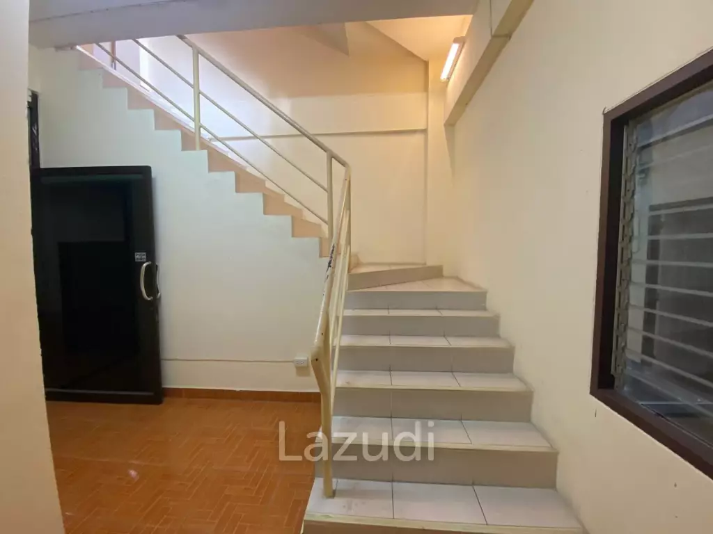 Double Commercial Unit for Sale in Pattaya