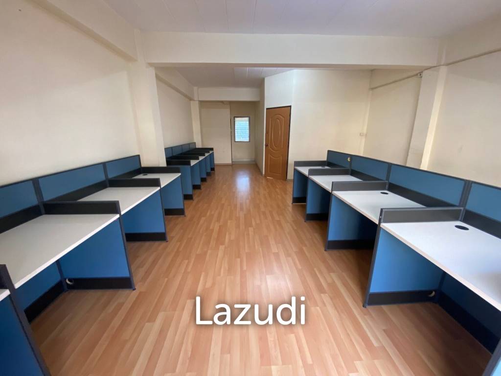Double Commercial Unit for Sale in Pattaya