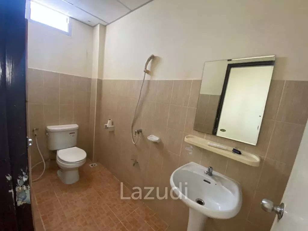 Double Commercial Unit for Sale in Pattaya