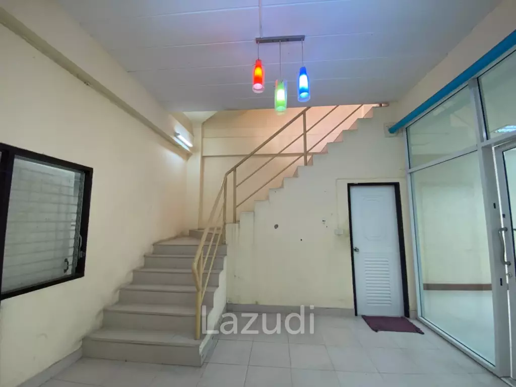 Double Commercial Unit for Sale in Pattaya