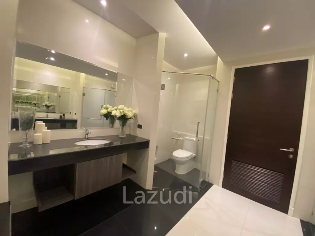 3 Bed 4 Bath 268 SQ.M La Royale Beach