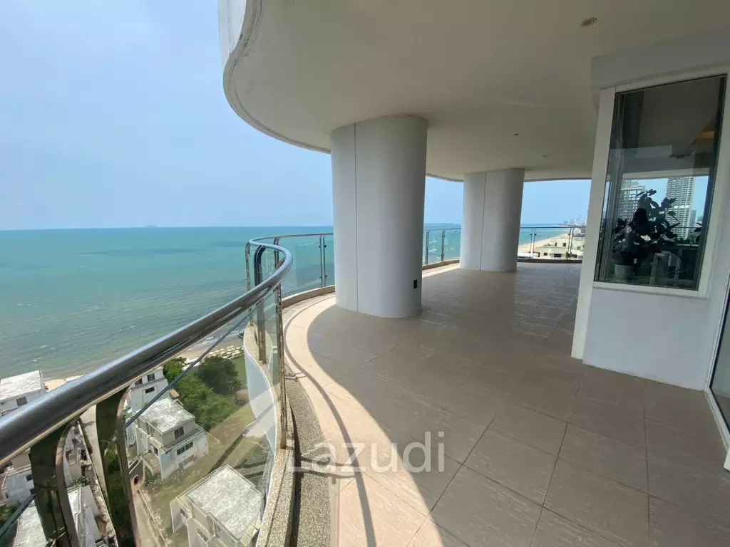 3 Bed 4 Bath 268 SQ.M La Royale Beach