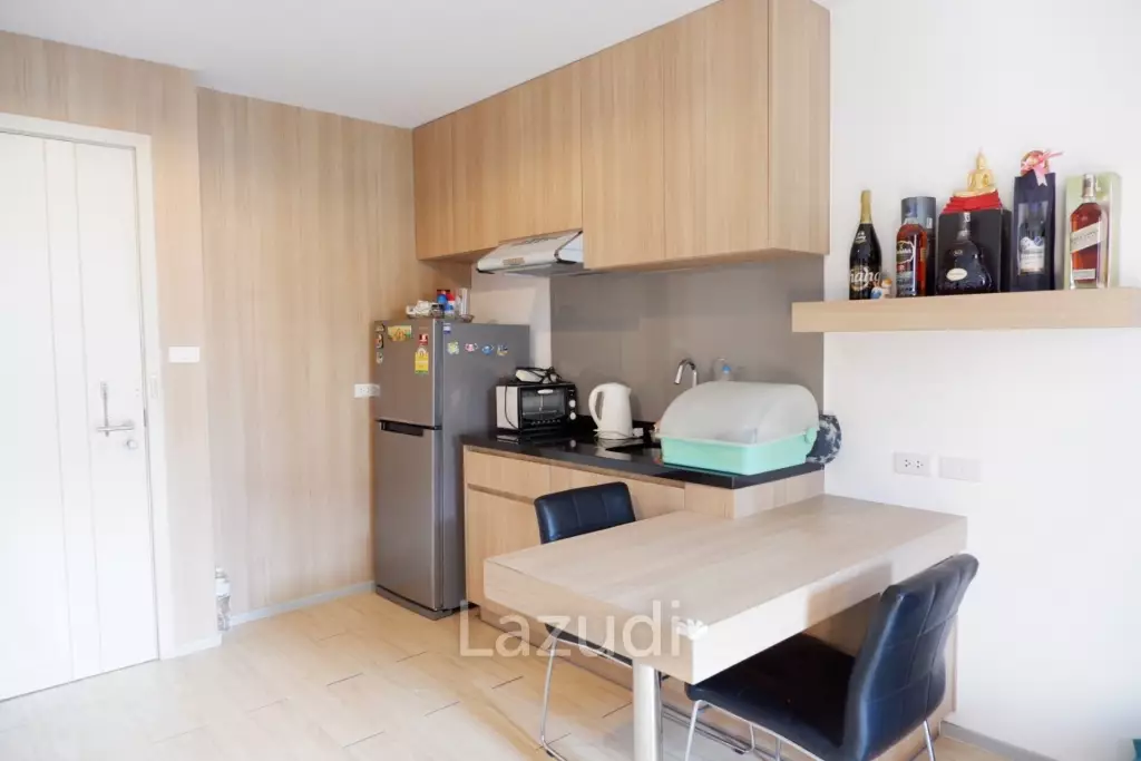 1 Bed 1 Bath 41 SQ.M The Chezz Condo