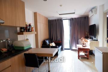 1 Bed 1 Bath 41 SQ.M The Chezz Condo