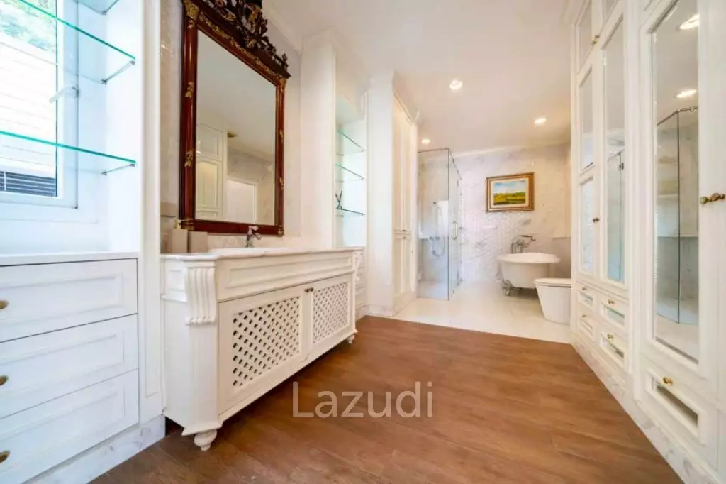 4 Bedroom 4 Bathroom 450 SQ.M. Siam Royal View