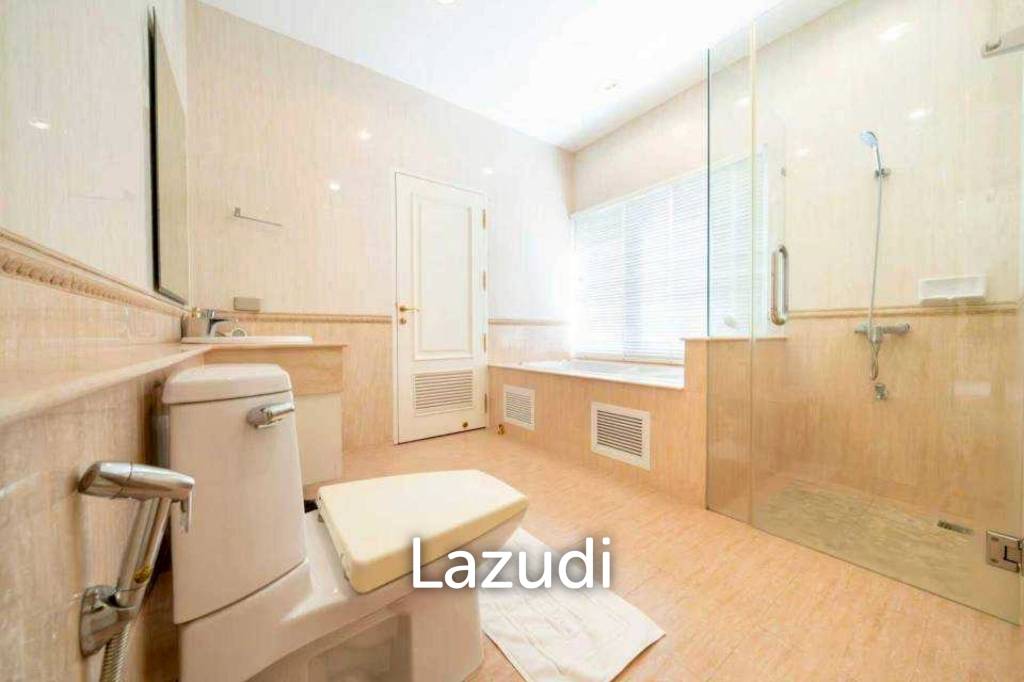 4 Bedroom 4 Bathroom 450 SQ.M. Siam Royal View