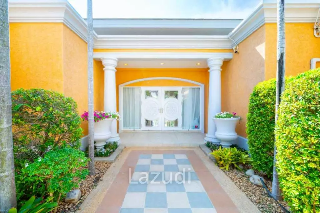 4 Bedroom 4 Bathroom 450 SQ.M. Siam Royal View