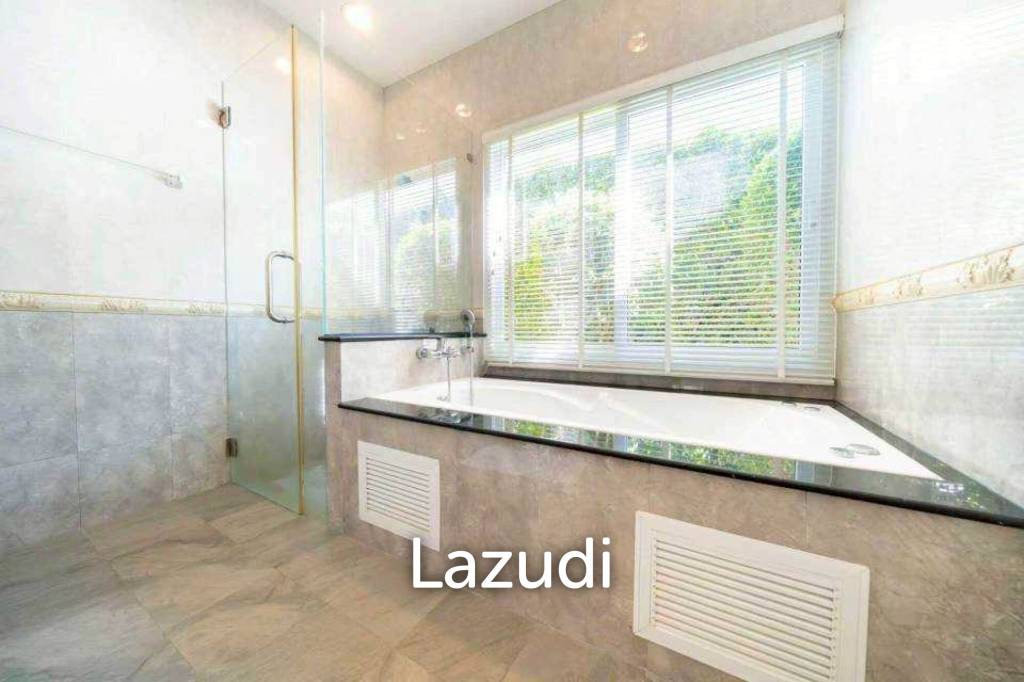 4 Bedroom 4 Bathroom 450 SQ.M. Siam Royal View