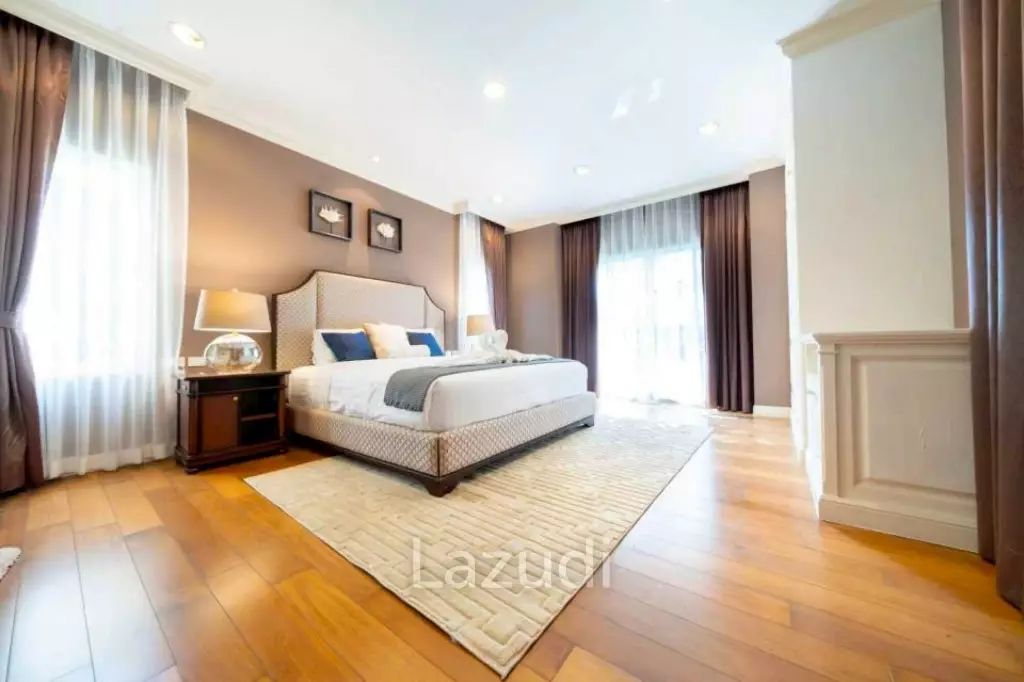4 Bedroom 4 Bathroom 450 SQ.M. Siam Royal View
