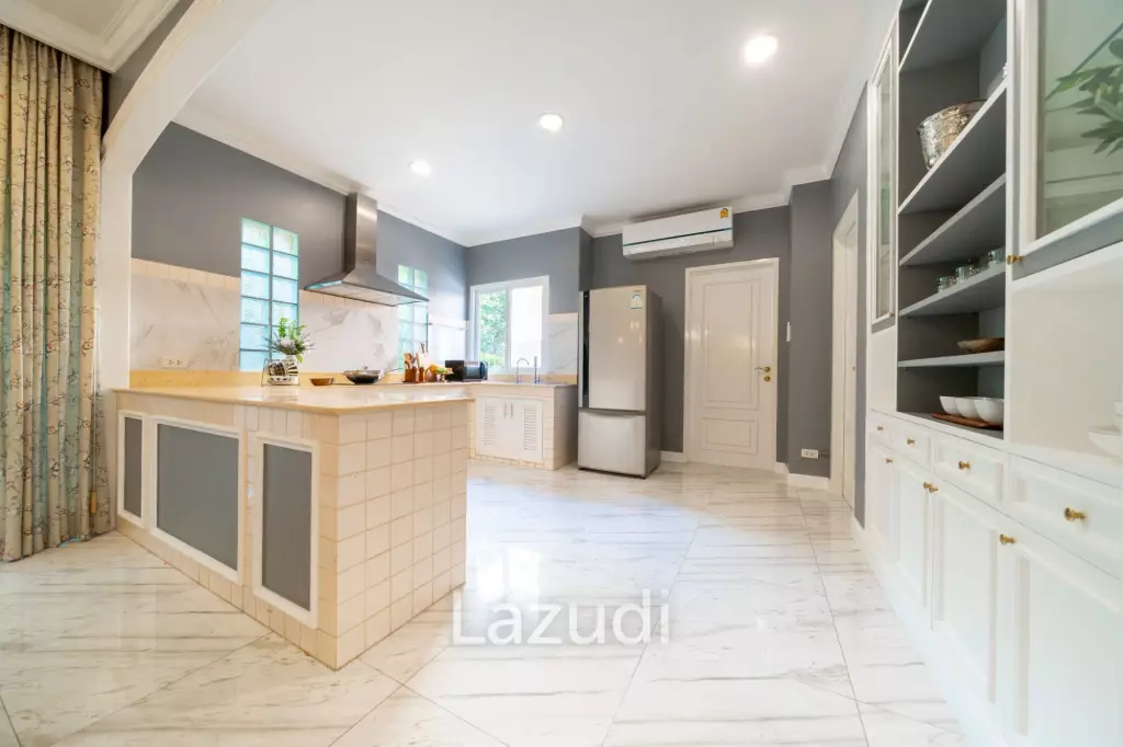 4 Bedroom 4 Bathroom 450 SQ.M. Siam Royal View