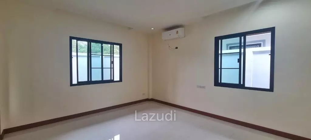Brand New House for Sale in Bang Saray