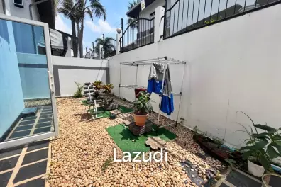 Pool Villa House in East Pattaya for Sale
