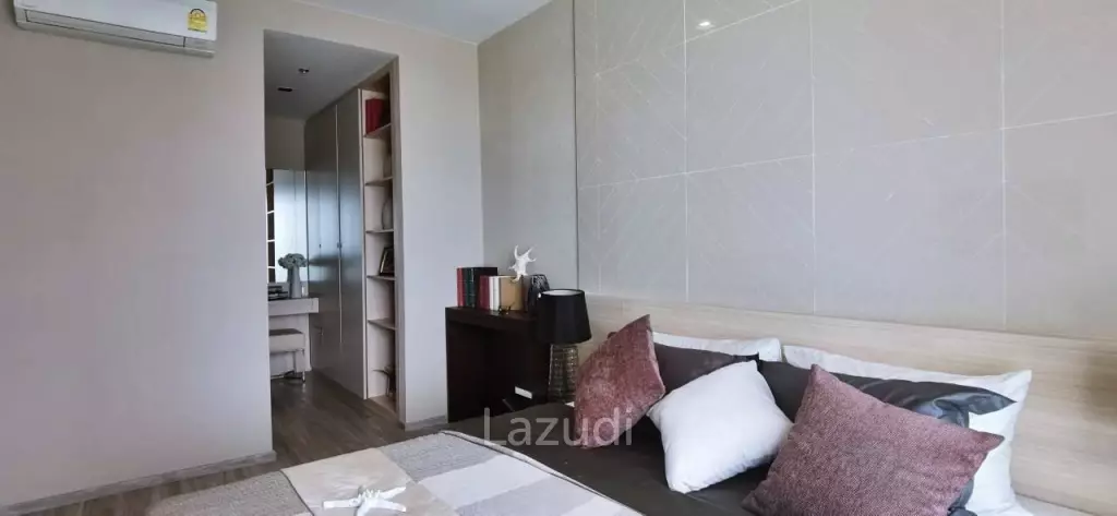 Beachfront Condo for Sale in Aeras Jomtien