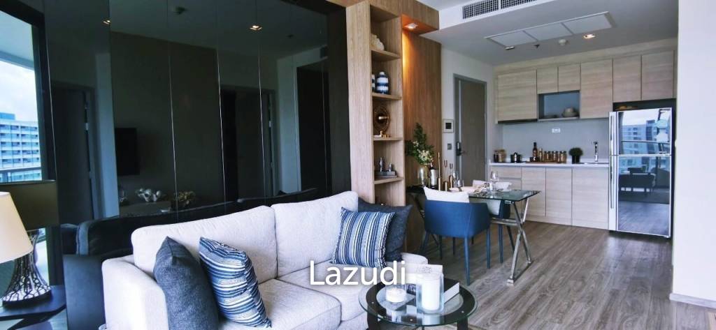 Beachfront Condo for Sale in Aeras Jomtien