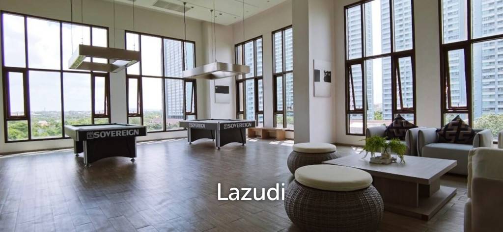 Beachfront Condo for Sale in Aeras Jomtien