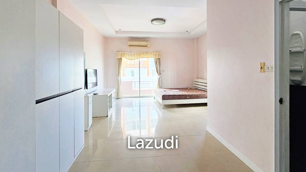 Commercial Building for Rent in Soi Kopai,
