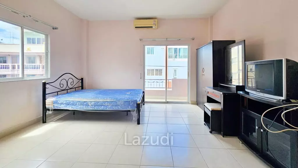 Commercial Building for Rent in Soi Kopai,