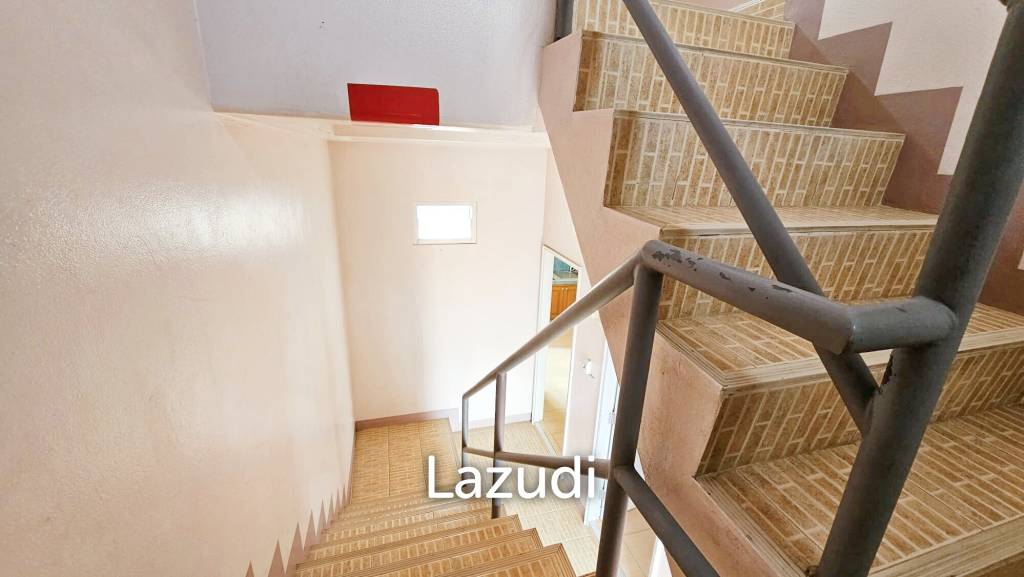 Commercial Building for Rent in Soi Kopai,
