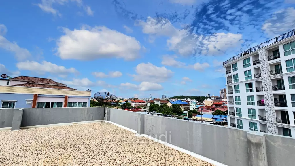 Commercial Building for Rent in Soi Kopai,