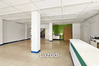 Commercial Building for Rent in Soi Kopai,