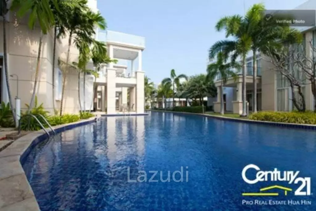 Luxury 2 Bed Condo