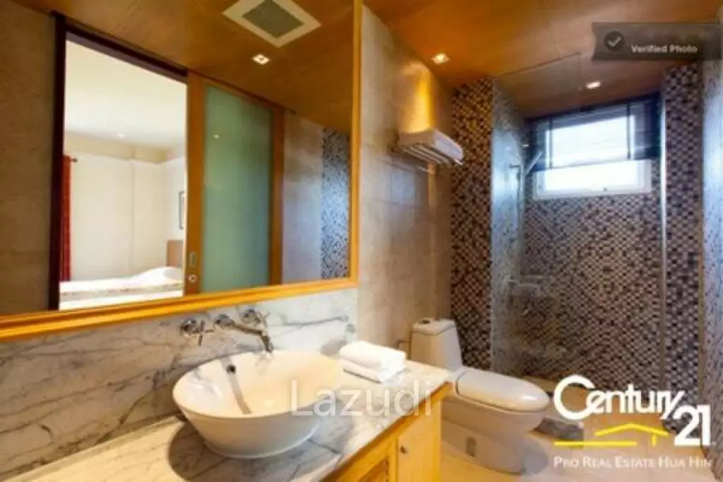 Luxury 2 Bed Condo