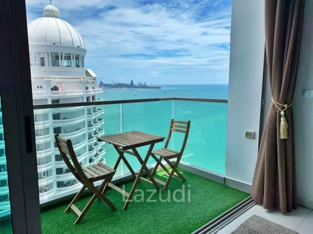 Duplex Sea Views for Sale at Wong Amat Tower