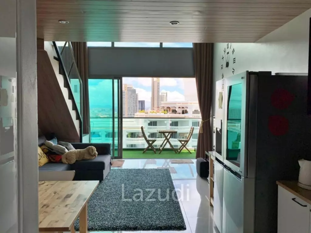 Duplex Sea Views for Sale at Wong Amat Tower