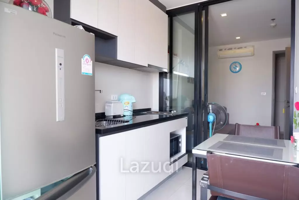 1 Bedroom 1 Bathroom 35 SQ.M. The Base Central Pattaya