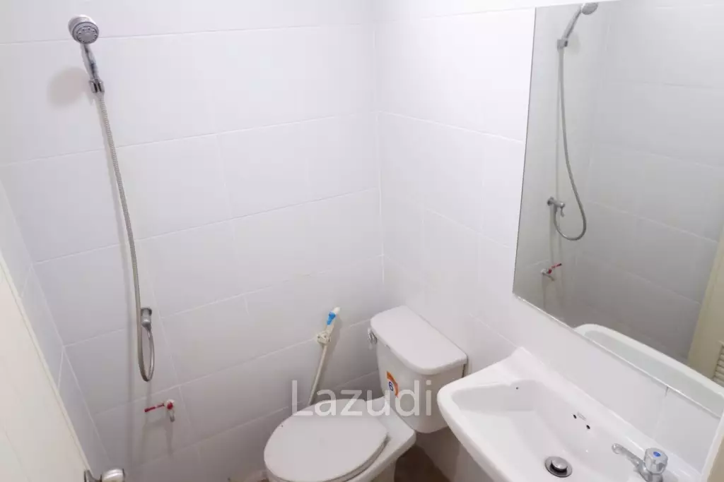 Corner Shophouse at East Pattaya for Sale