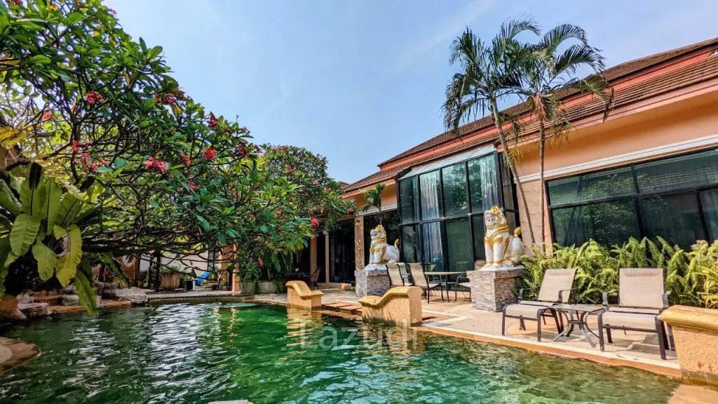 Beautiful Bali Style Pool Villa House for Sale
