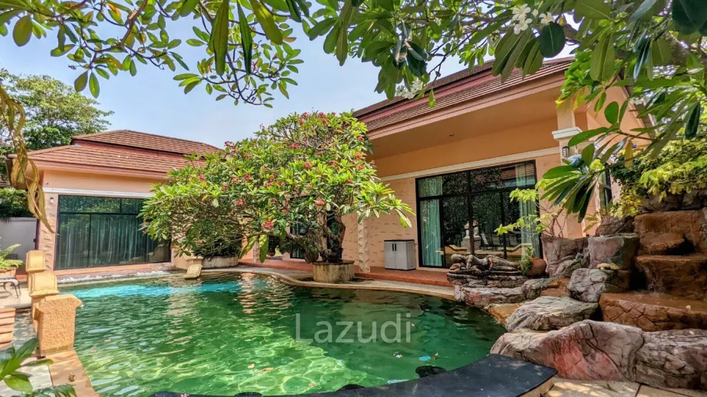 Beautiful Bali Style Pool Villa House for Sale