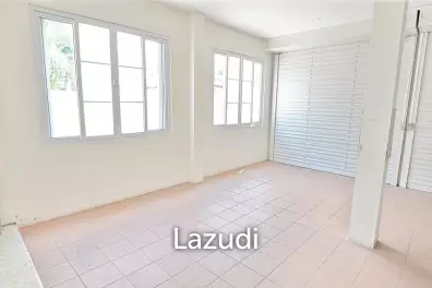 House With Private Swimming Pool for Rent