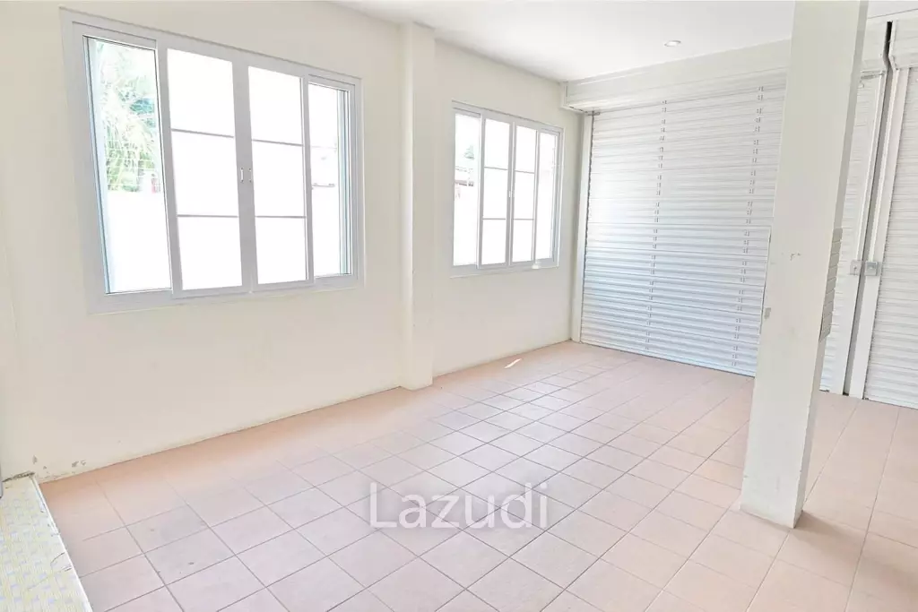 House With Private Swimming Pool for Rent