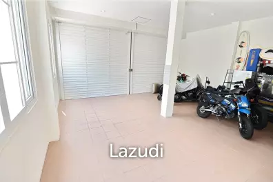 House With Private Swimming Pool for Rent