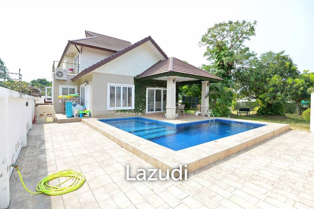 House With Private Swimming Pool for Rent