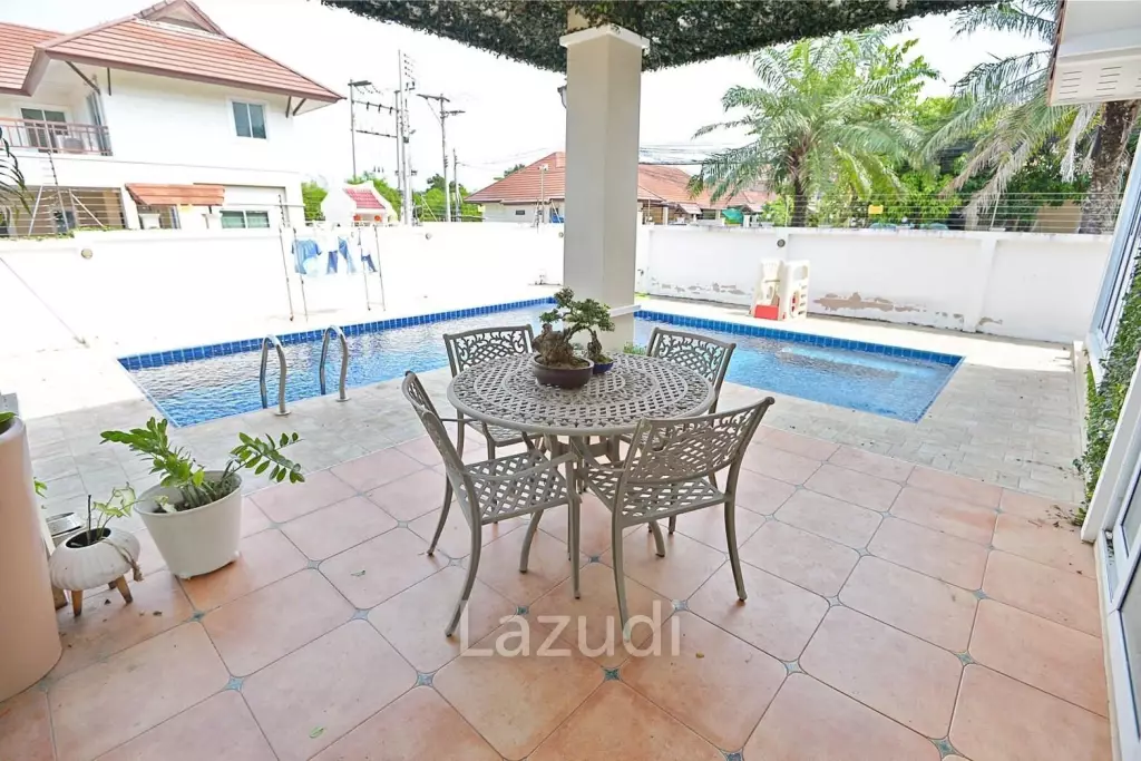 House With Private Swimming Pool for Rent