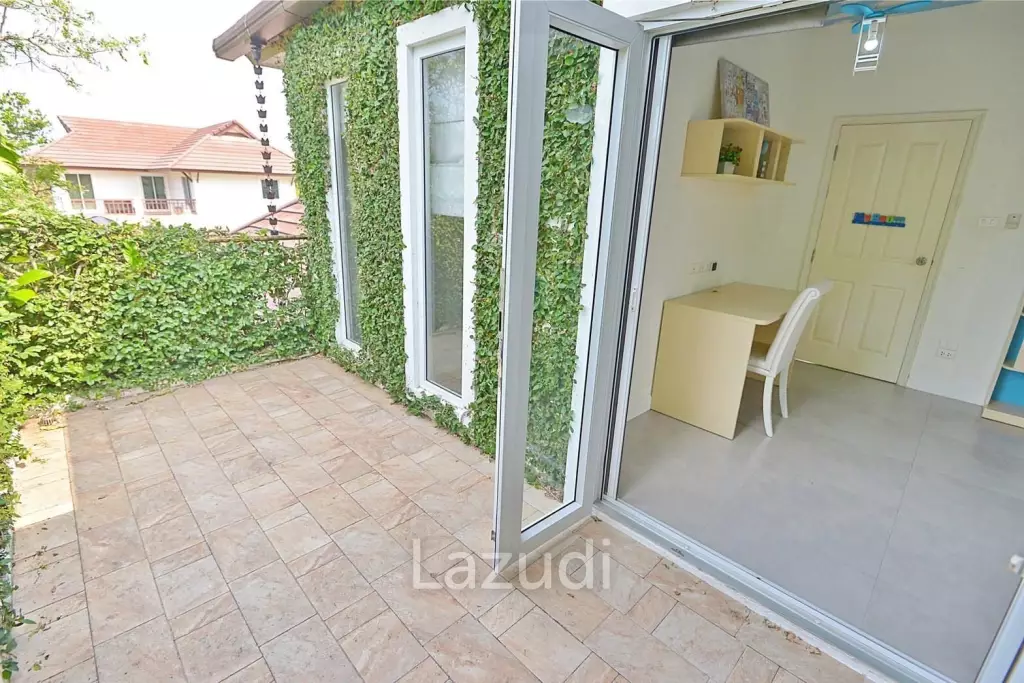 House With Private Swimming Pool for Rent