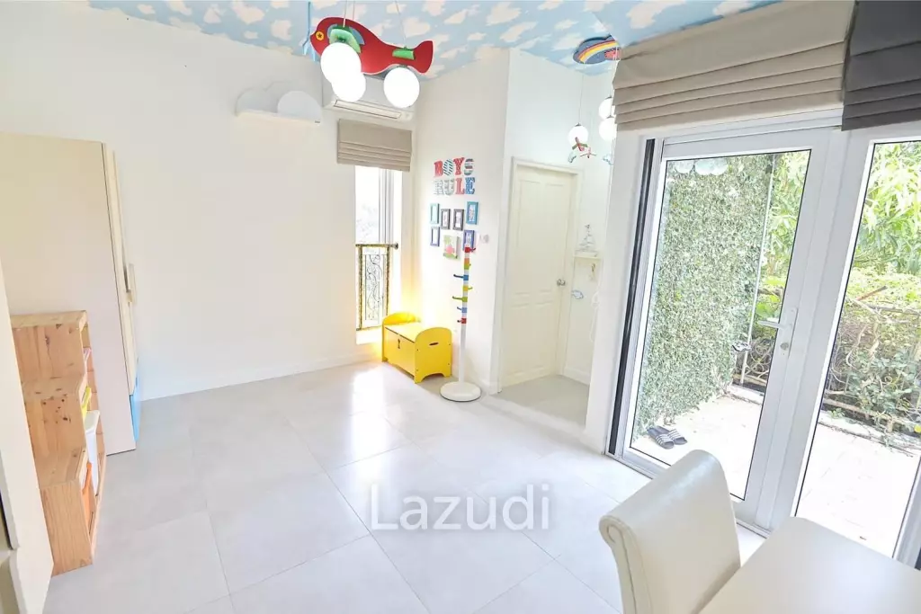 House With Private Swimming Pool for Rent