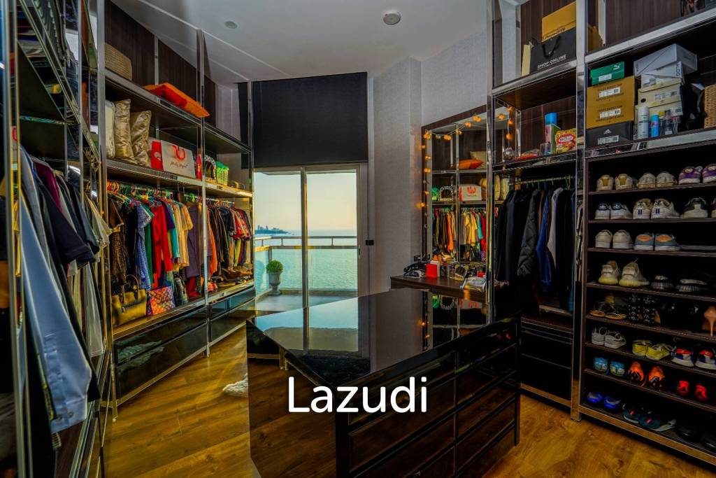 Executive Penthouse for Sale in The Palm
