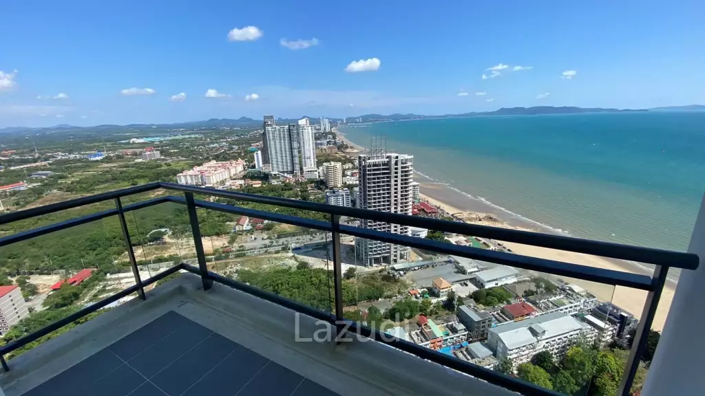 Luxury Condo Reflection Jomtien for Sale