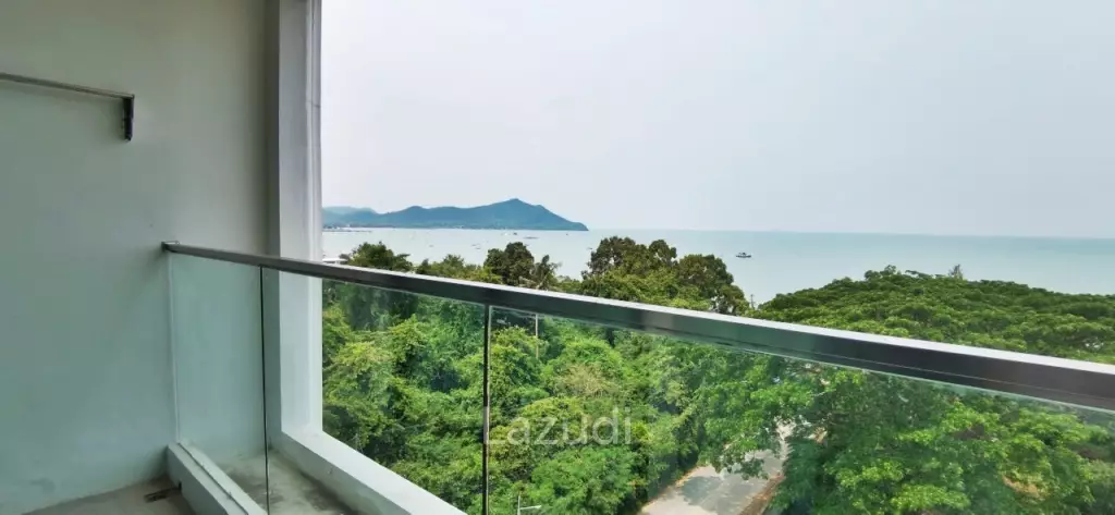 Panorama Views for Rent at De Amber Condo