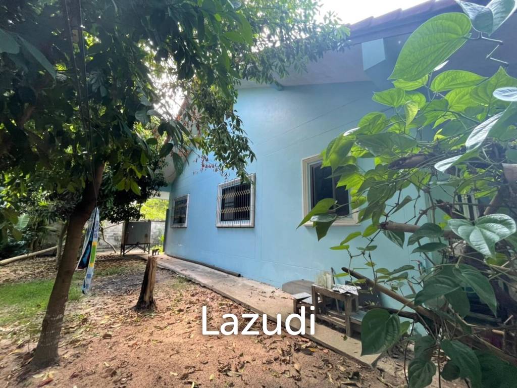 Land with House in Nong Mai Kaen for Sale