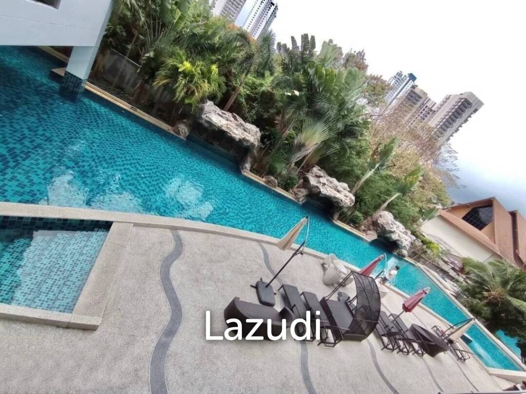 Beachfront Condo for Sale in Club Royal Naklua