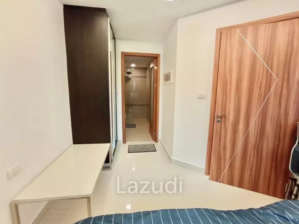 Beachfront Condo for Sale in Club Royal Naklua