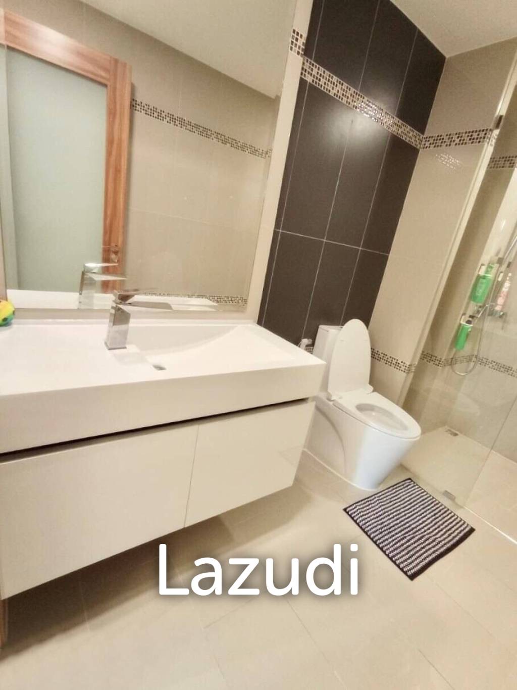 Beachfront Condo for Sale in Club Royal Naklua
