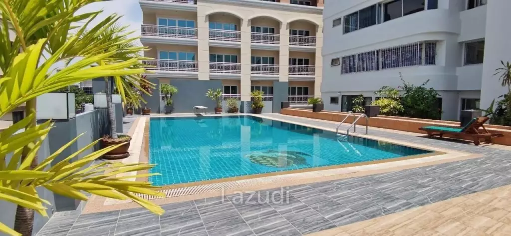 Pattaya Beach Studio Condo for Sale 